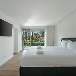 Luxury 4br W/ Pool & Cinema Golf | By Airnest Villa