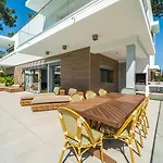 Luxury 4br W/ Pool & Cinema Golf | By Airnest Charneca (Setubal)