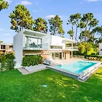 Luxury 4br W/ Pool & Cinema Golf | By Airnest Βίλα