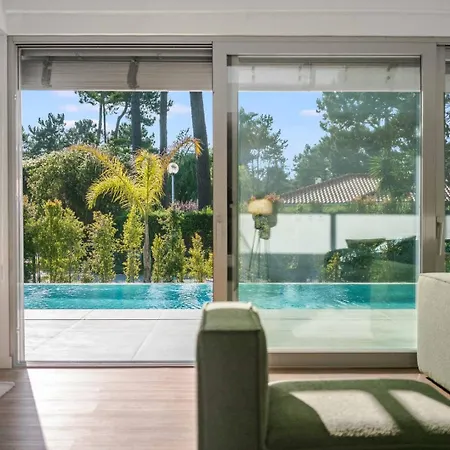Luxury 4br W/ Pool & Cinema Golf | By Airnest Villa Aroeira (Setubal)