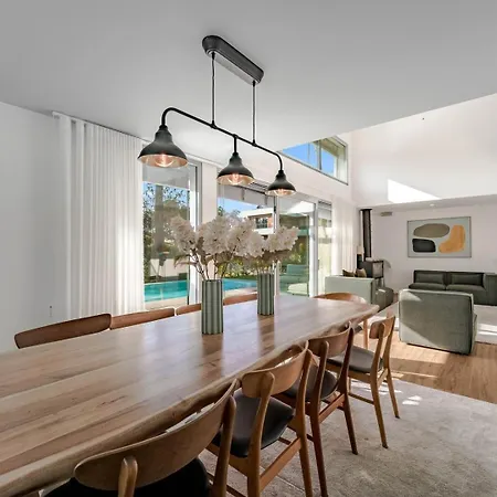 Luxury 4br W/ Pool & Cinema Golf | By Airnest *