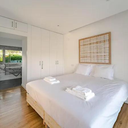 Villa Luxury 4br W/ Pool & Cinema Golf | By Airnest