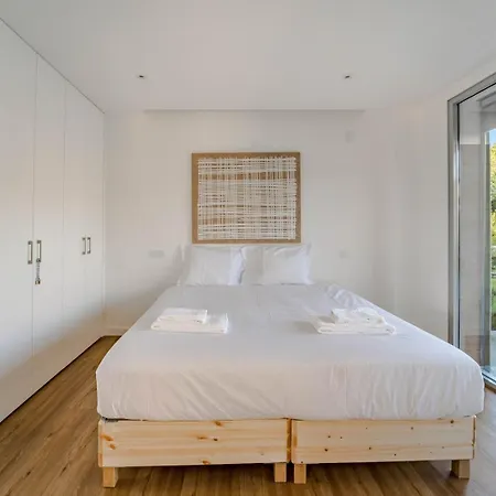 Luxury 4br W/ Pool & Cinema Golf | By Airnest Villa Aroeira (Setubal)