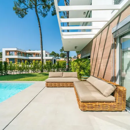Luxury 4br W/ Pool & Cinema Golf | By Airnest *