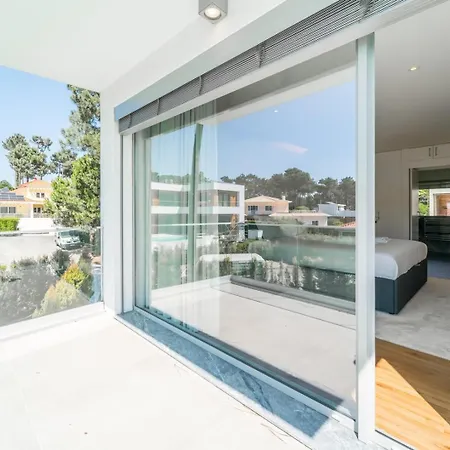 Luxury 4br W/ Pool & Cinema Golf | By Airnest Vila Charneca (Setubal)