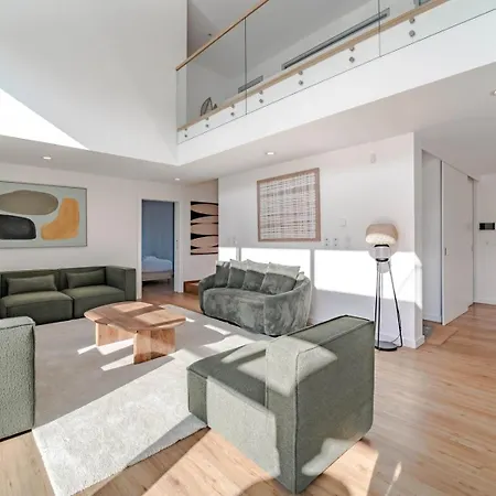 Luxury 4br W/ Pool & Cinema Golf | By Airnest