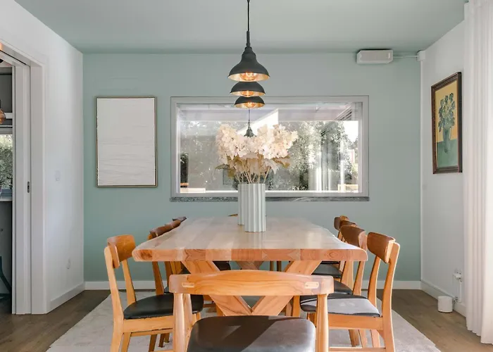 Luxury 4br W/ Pool & Cinema Golf | By Airnest Villa